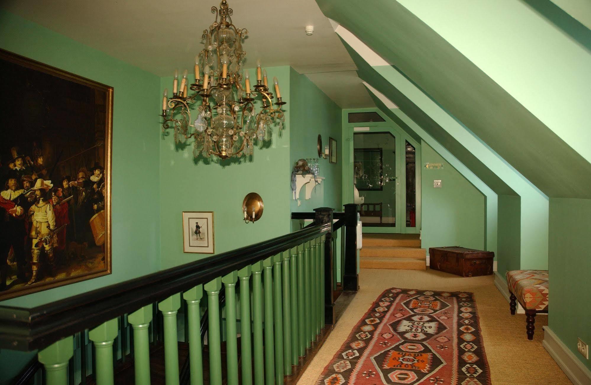 Herrenhaus Von Loew Отель Бад-Наухайм